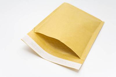 légpárnás boríték ragasztó csíkkal 